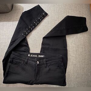 REITMANS R JEANS Stretchy Shoelace Design at Ankle/Calf